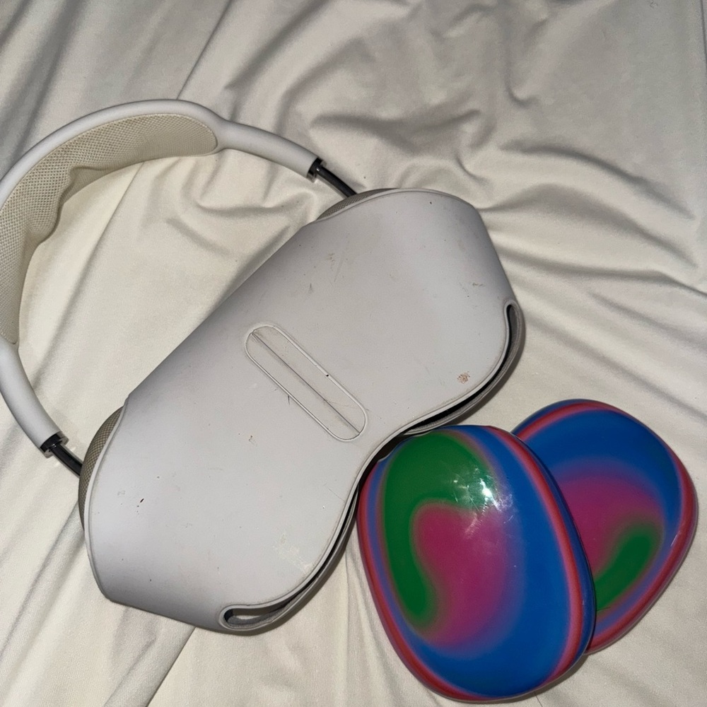 AirPods Max
